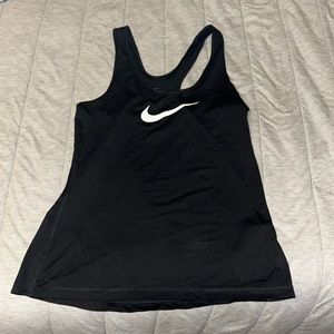 Nike tank top bundle